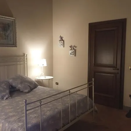 Il Contado Di Arezzo Policiano