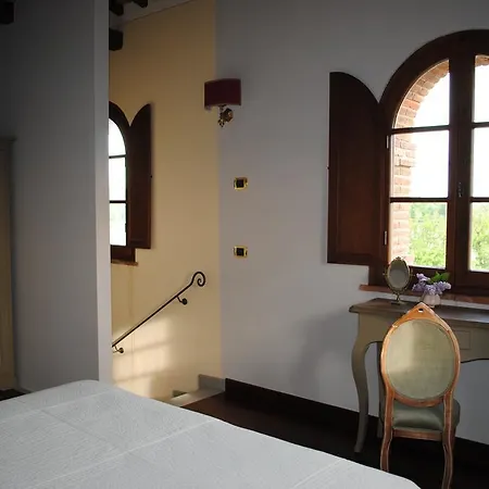 Alojamento de Acomodação e Pequeno-almoço Il Contado Di Arezzo *