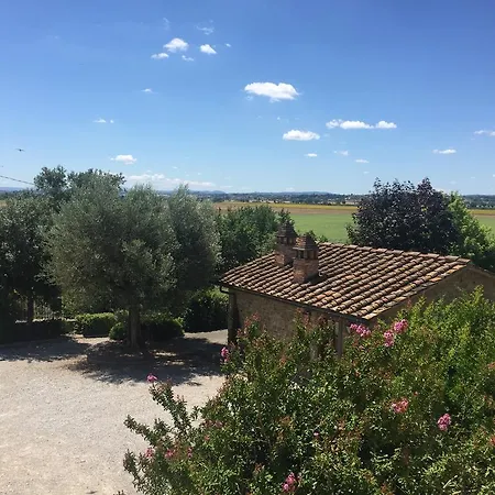 Il Contado Di Arezzo Alojamento de Acomodação e Pequeno-almoço Policiano